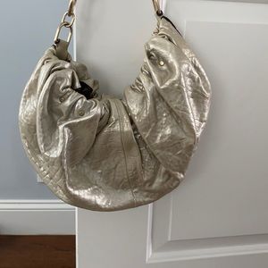 Shoulder bag by Laundry by Shelli Segal .
